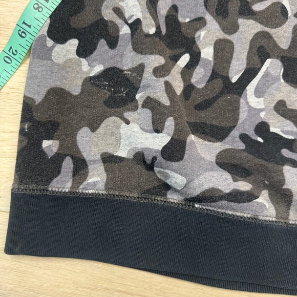 Nike Women’s Black and Gray Camouflage Crewneck Sweater - Picture 2 of 8